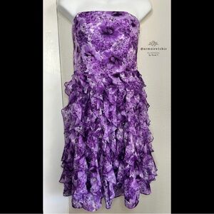 WHITE HOUSE BLACK MARKET | Frilly Purple Floral Women’s Size 4 Strapless Dress